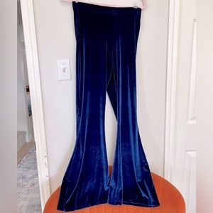 Miracle Eye Midnight Blue Velvet Bells